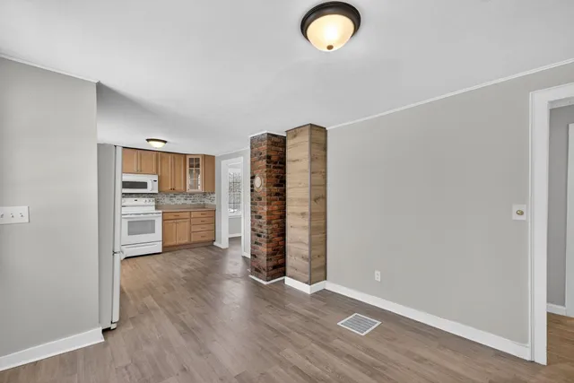 $339,900 | 243 Bank Street Extension, Lebanon, NH 03766