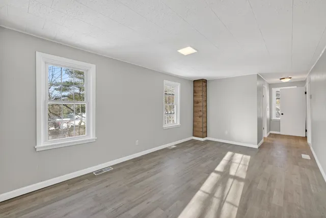 $339,900 | 243 Bank Street Extension, Lebanon, NH 03766