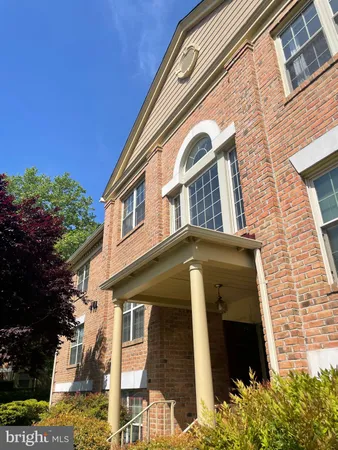 $1,800 | 12 Rain Flower Path, Unit 104, Sparks Glencoe, MD 21152