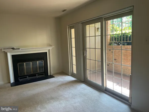 $1,800 | 12 Rain Flower Path, Unit 104, Sparks Glencoe, MD 21152
