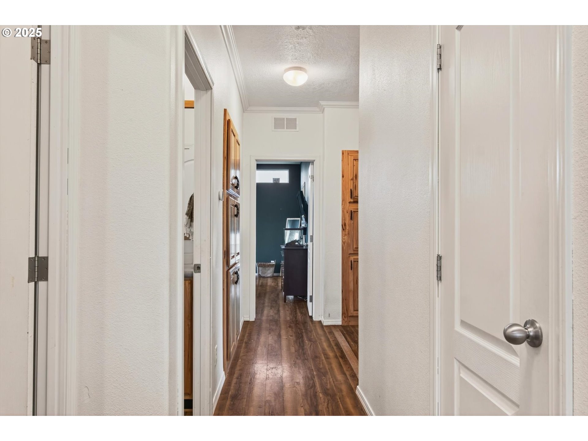 29 East Little Island Road Cathlamet, WA 98612 - Photo 17 of 47