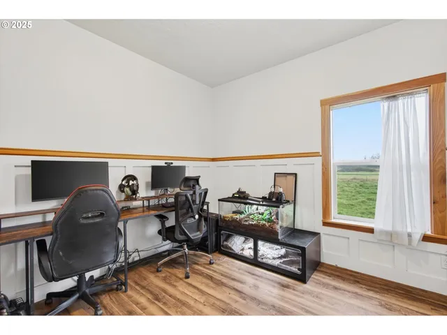 $470,000 | 29 East Little Island Road, Cathlamet, WA 98612