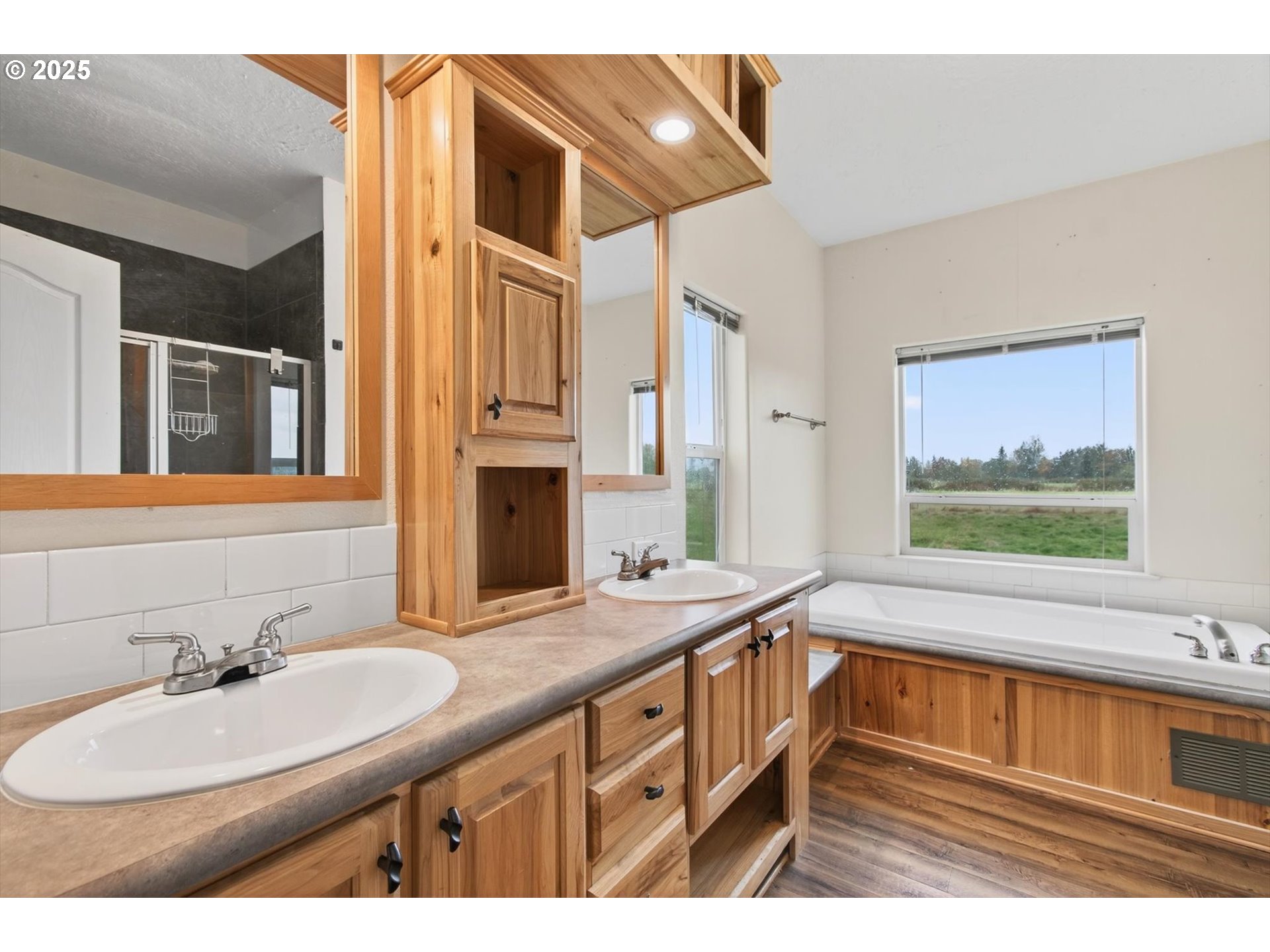 29 East Little Island Road Cathlamet, WA 98612 - Photo 25 of 47