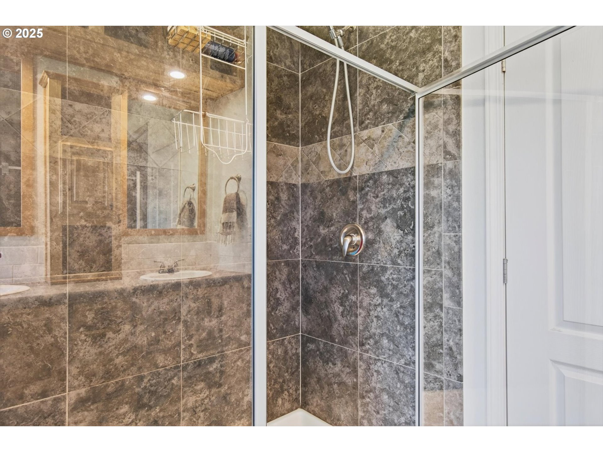 29 East Little Island Road Cathlamet, WA 98612 - Photo 26 of 47