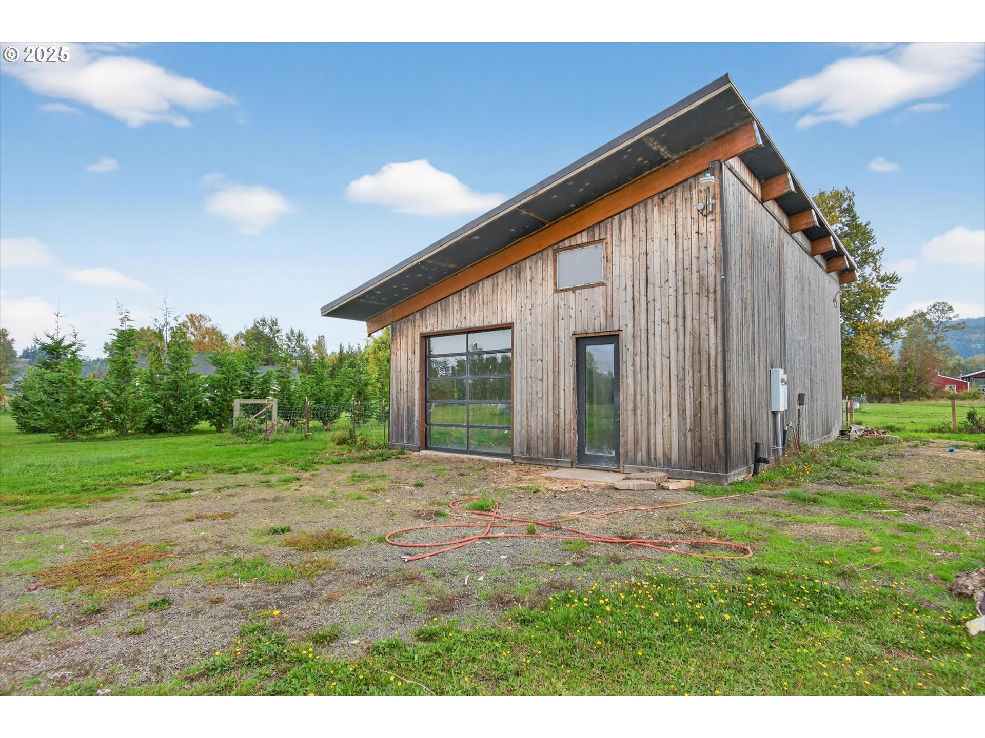 29 East Little Island Road Cathlamet, WA 98612 - Photo 35 of 47