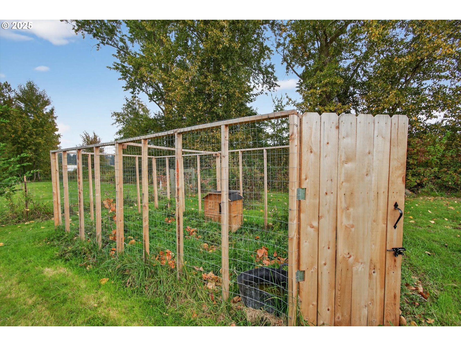 29 East Little Island Road Cathlamet, WA 98612 - Photo 38 of 47