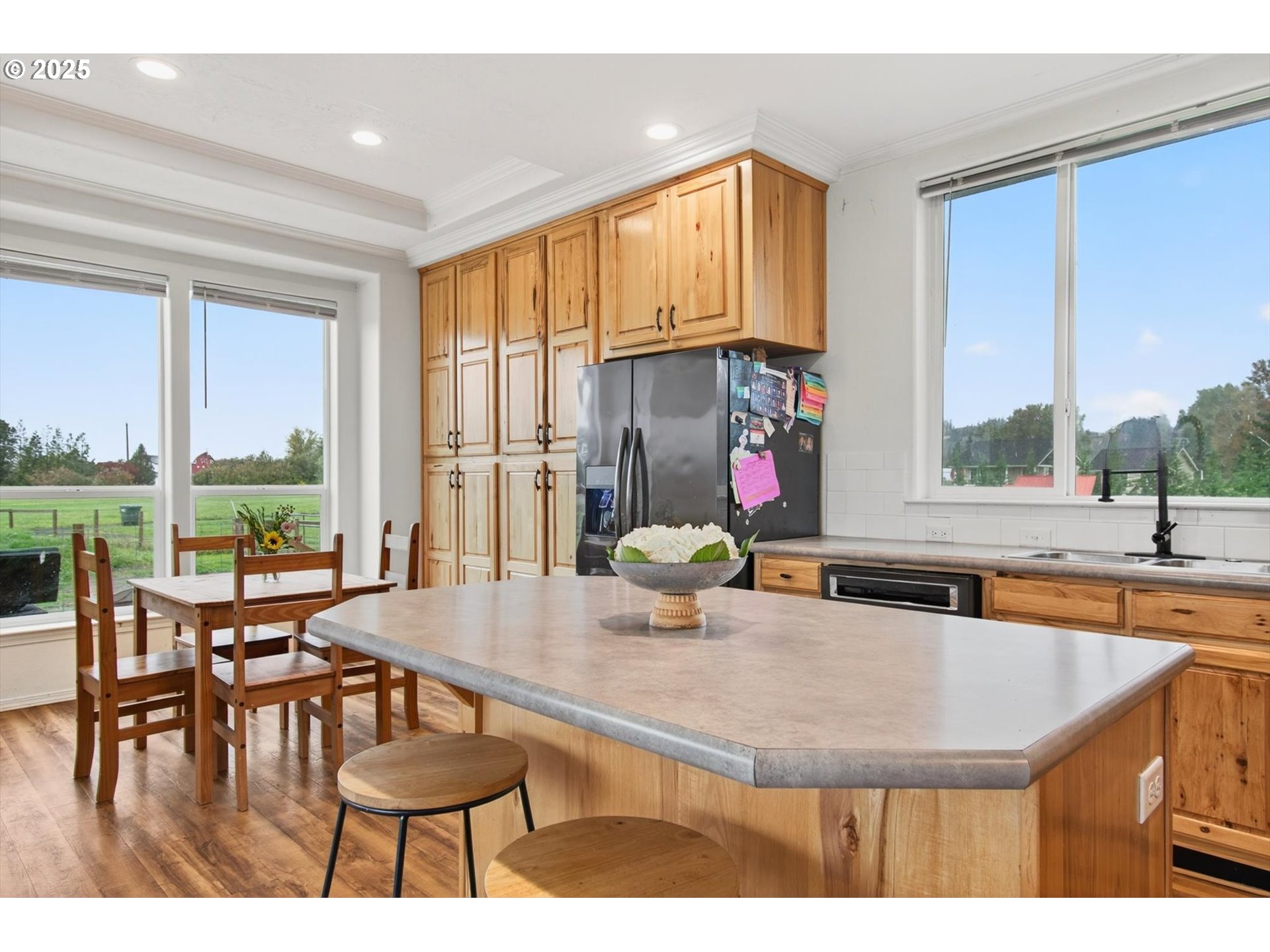 29 East Little Island Road Cathlamet, WA 98612 - Photo 8 of 47