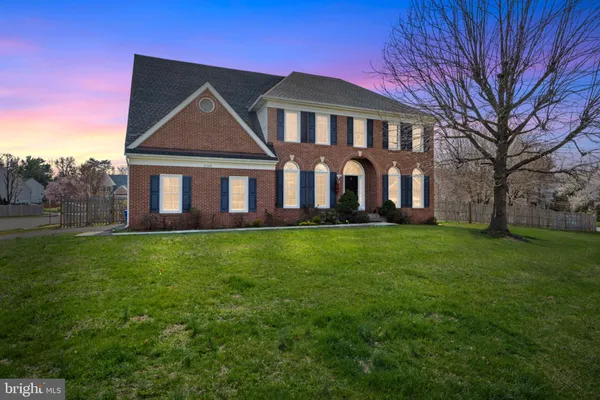 $955,000 | 21143 Mayapple Place, Sterling, VA 20164
