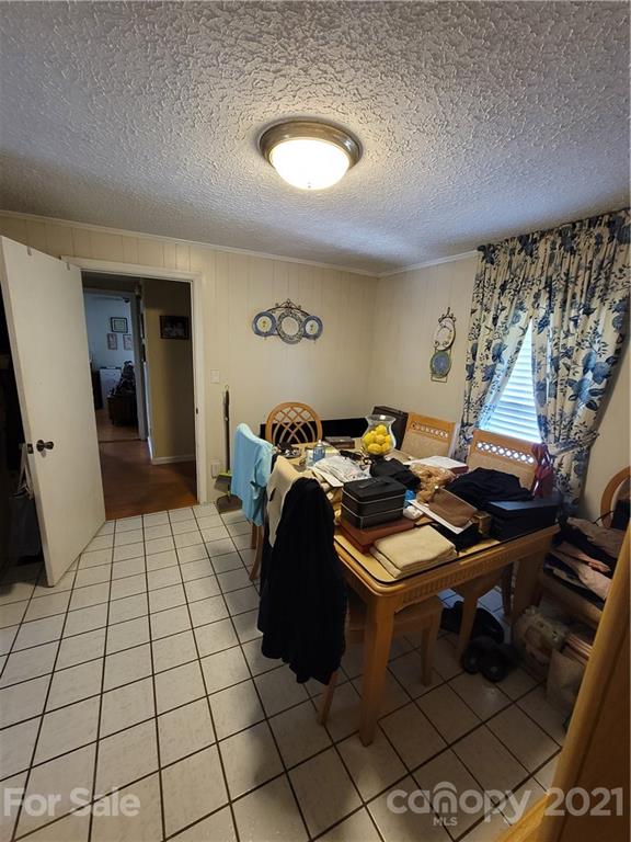 129 Francis Road Hendersonville, NC 28792 - Photo 13 of 17 Gallery Image 13
