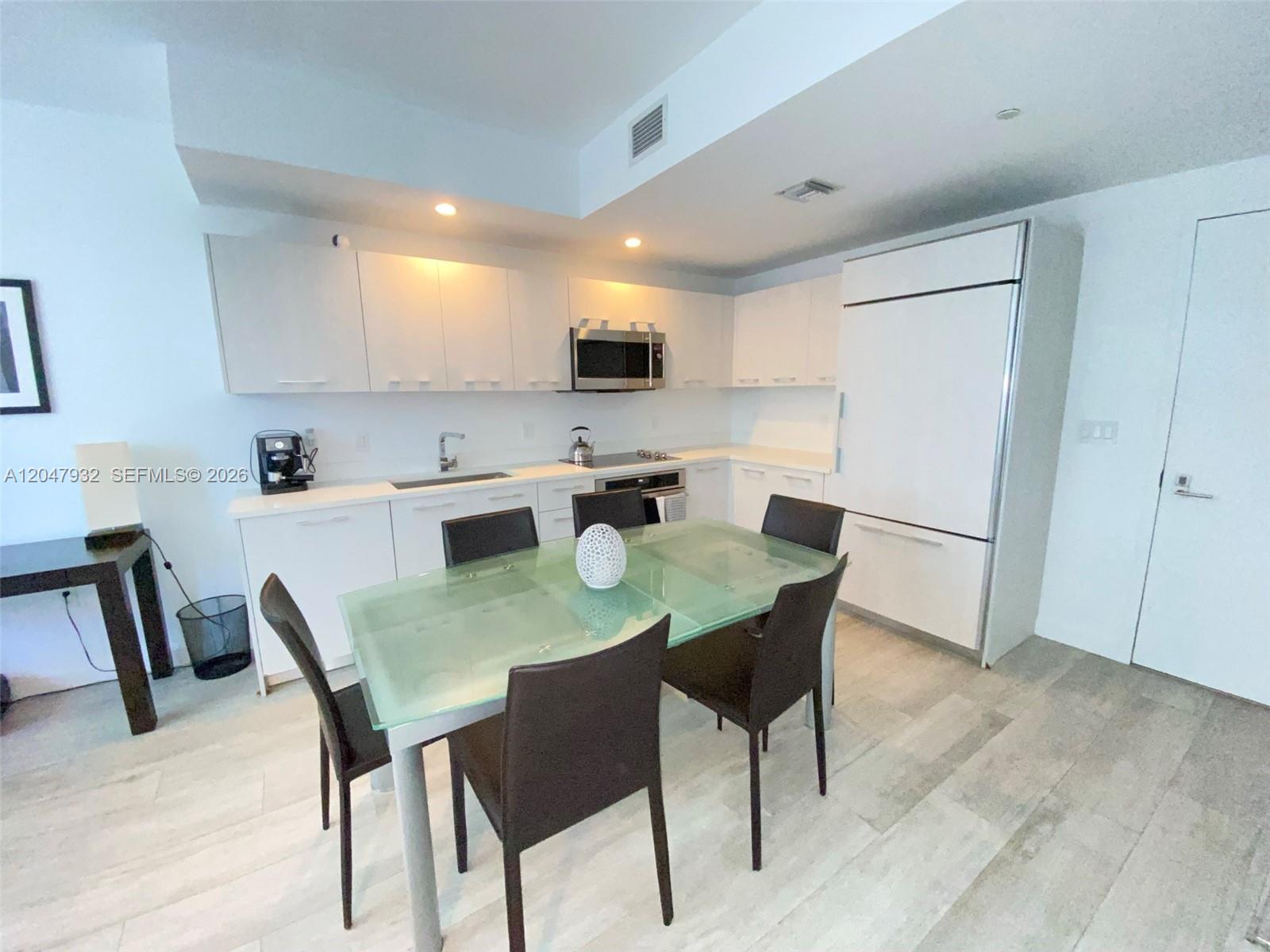55 Southwest 9th Street, Unit 2102 Miami, FL 33130 - Photo 6 of 29