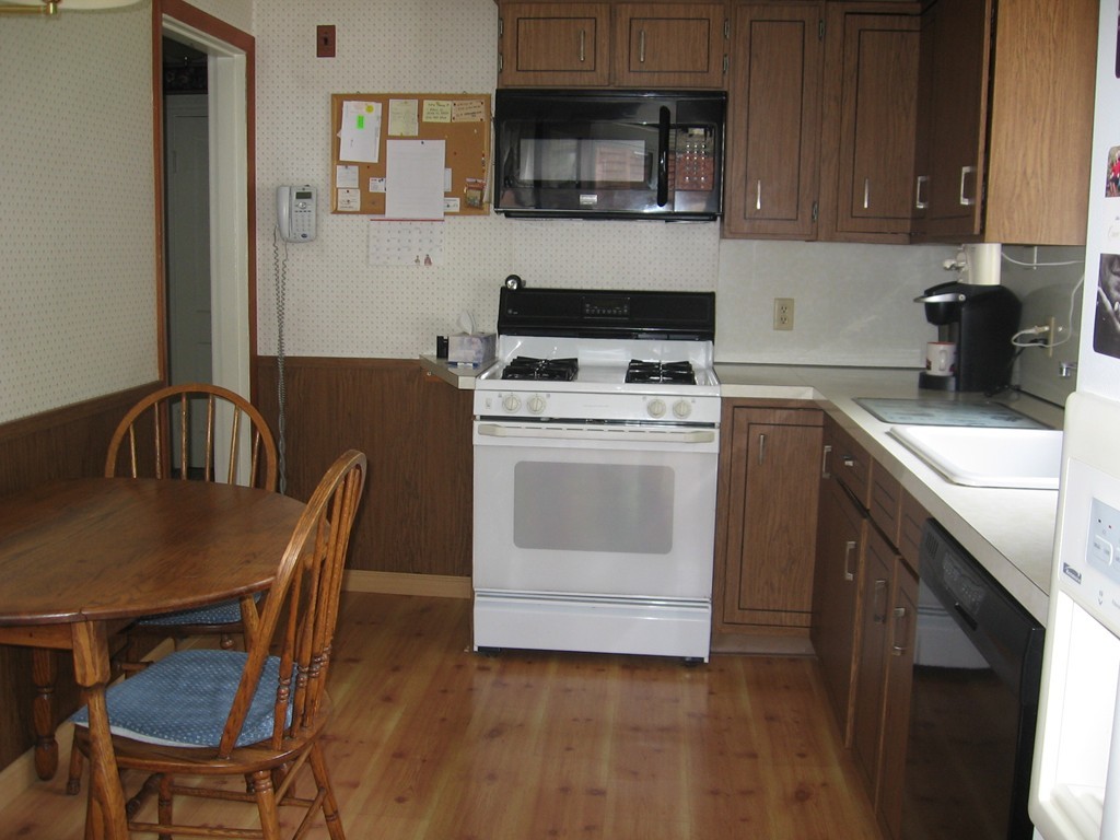 7 Acton Road Ashland, MA 01721 - Photo 8 of 15 Gallery Image 8