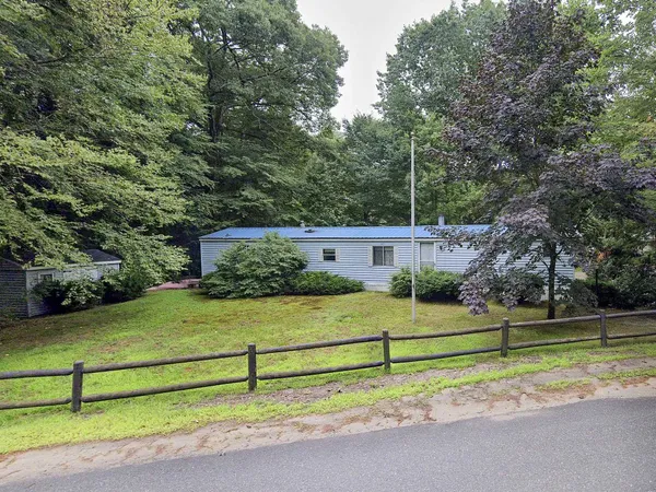 $150,000 | 73 Harvey Lake Road, Northwood, NH 03261