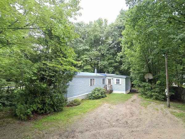 $150,000 | 73 Harvey Lake Road, Northwood, NH 03261