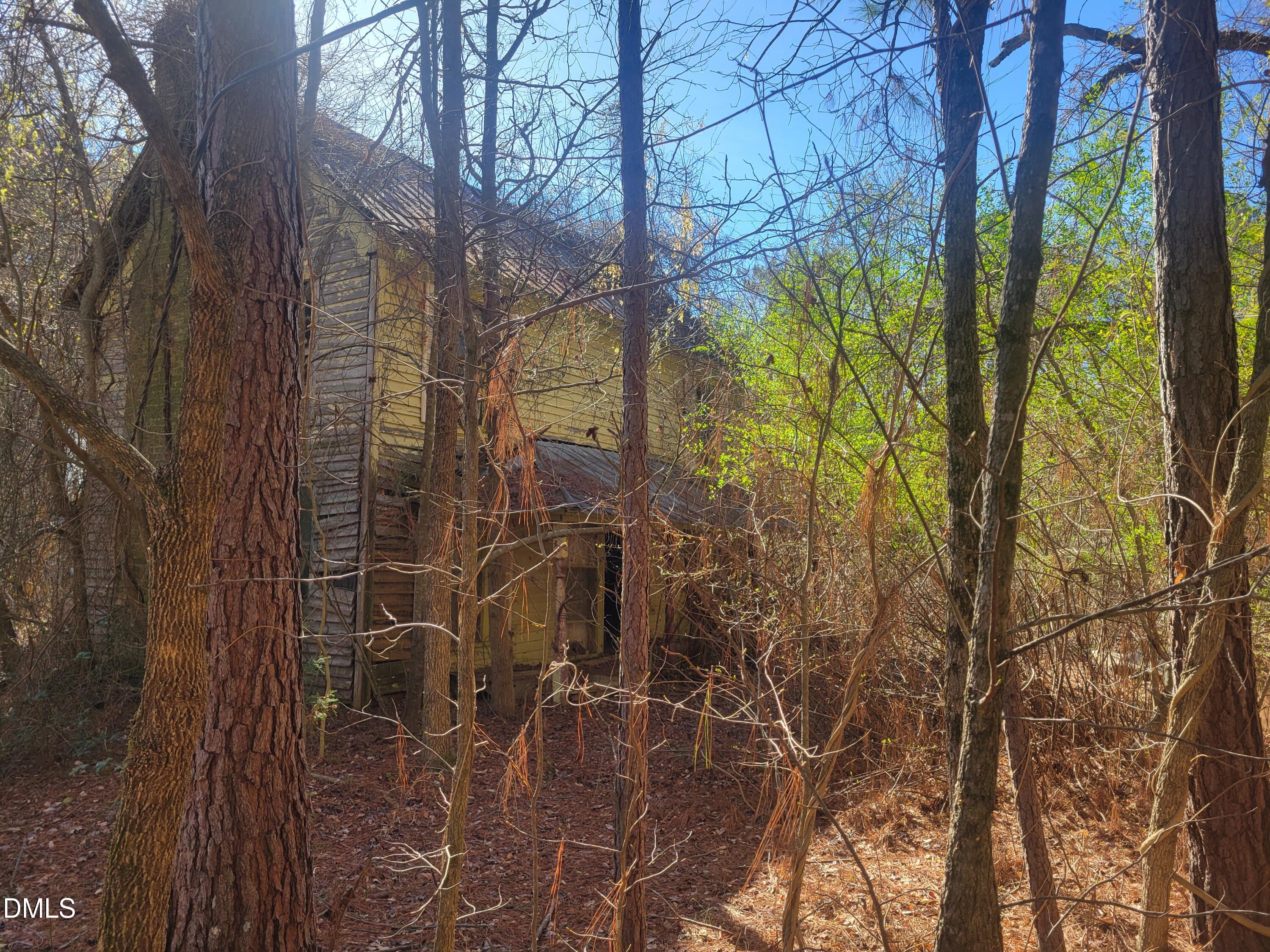 0 North Richardson Road Siler City, NC 27344 - Photo 10 of 33 a backyard of a house with lots of green space
