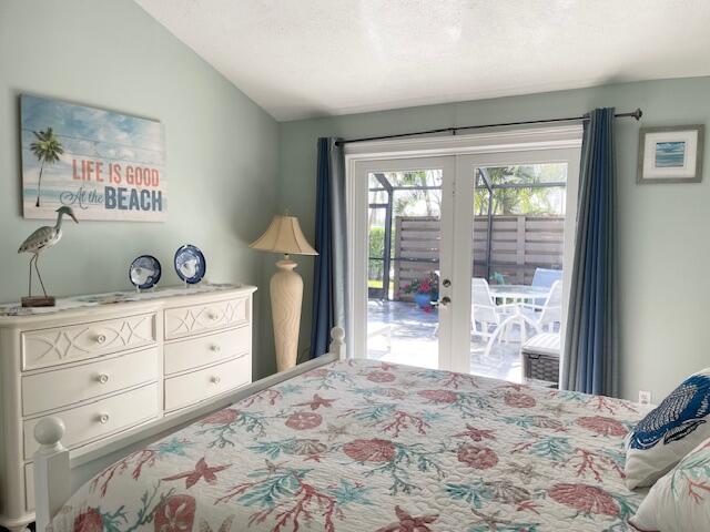 1801 South Us Highway, Unit 16D Jupiter, FL 33477 - Photo 13 of 28 Guest Bedroom 1