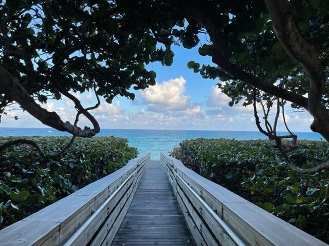 1801 South Us Highway, Unit 16D Jupiter, FL 33477 - Photo 24 of 28 Beach Walkover