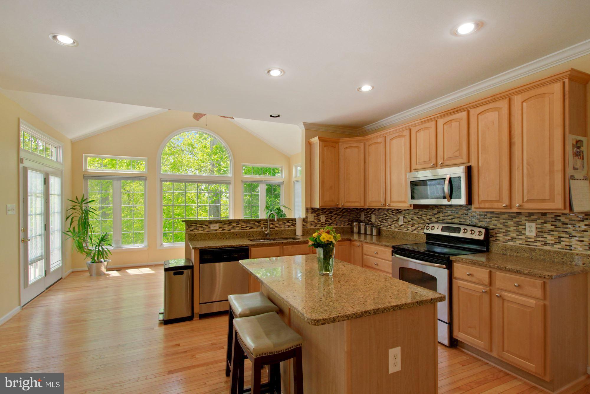 5924 Sandy Ridge Elkridge, MD 21075 - Photo 17 of 57
