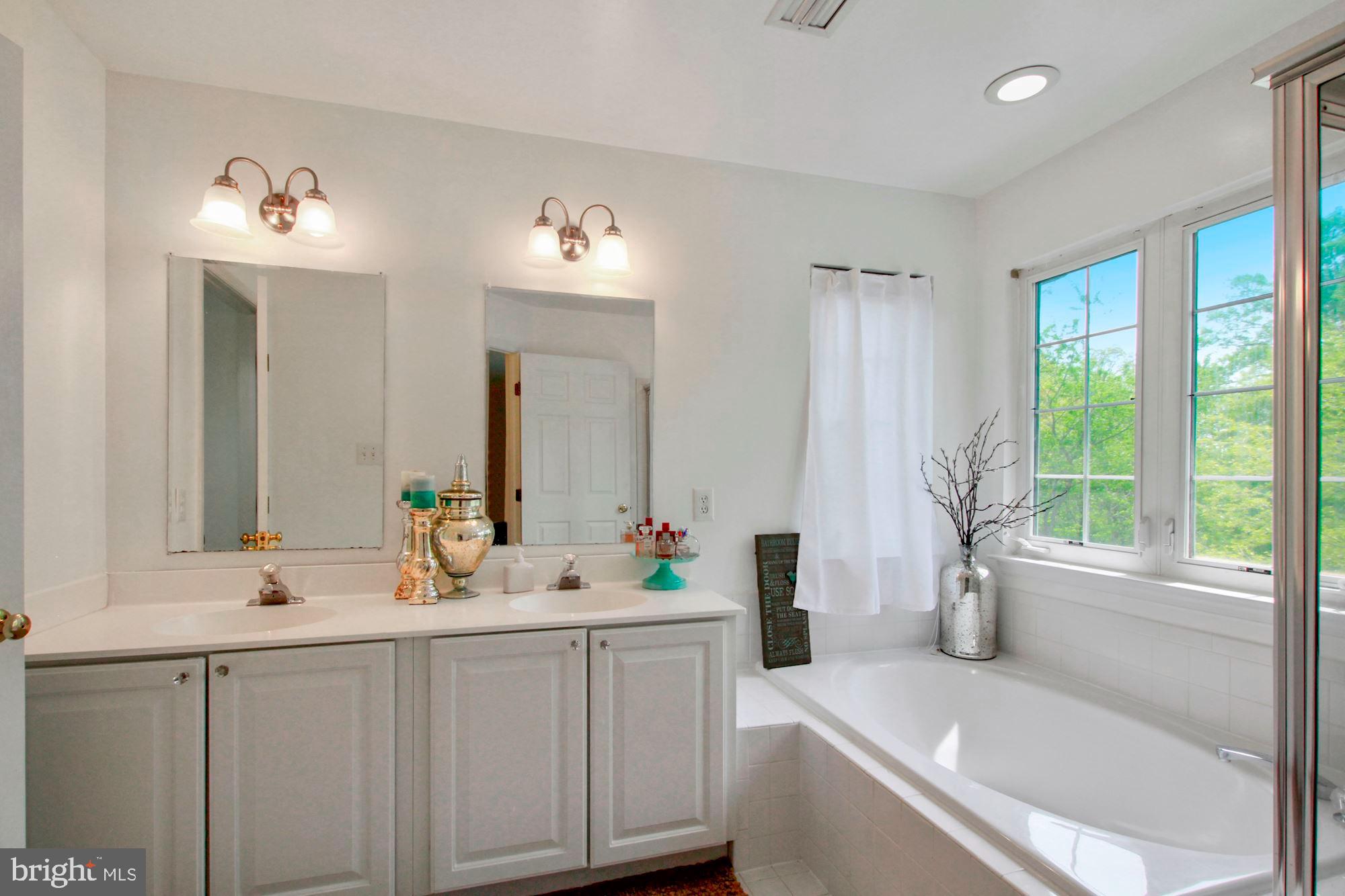 5924 Sandy Ridge Elkridge, MD 21075 - Photo 33 of 57