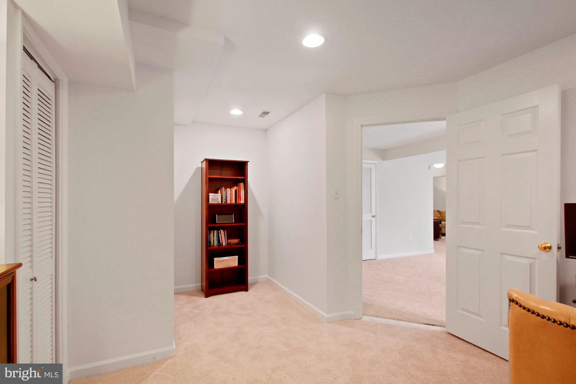 5924 Sandy Ridge Elkridge, MD 21075 - Photo 51 of 57