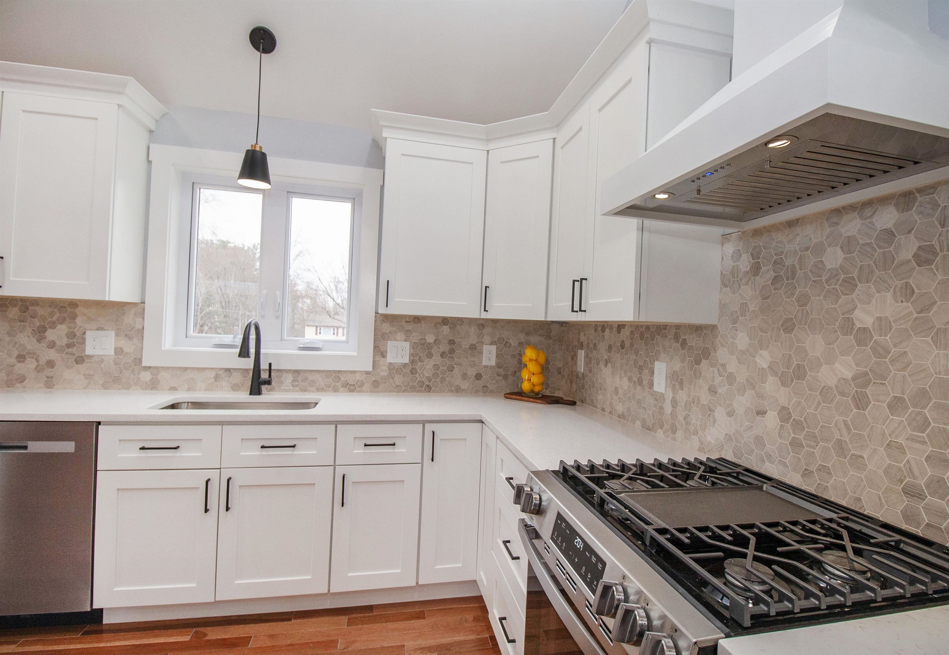 2 Edgemont Street Derry, NH 03038 - Photo 19 of 57