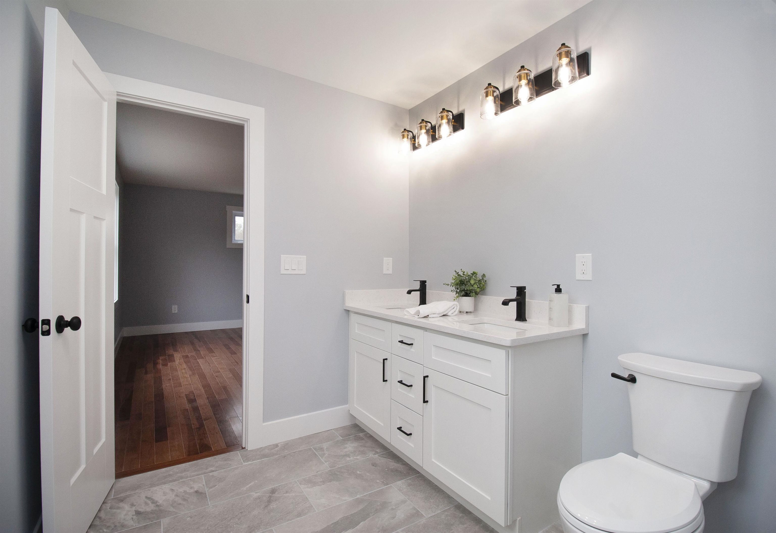 2 Edgemont Street Derry, NH 03038 - Photo 33 of 57