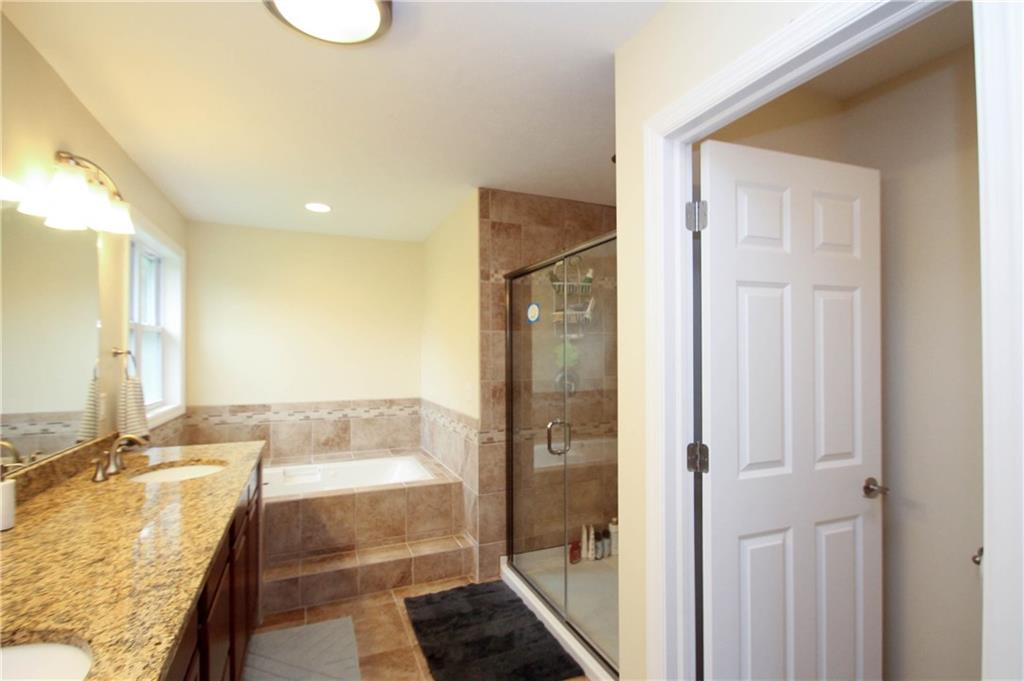 5590 Grubbs Road Gibsonia, PA 15044 - Photo 12 of 25 Gallery Image 12