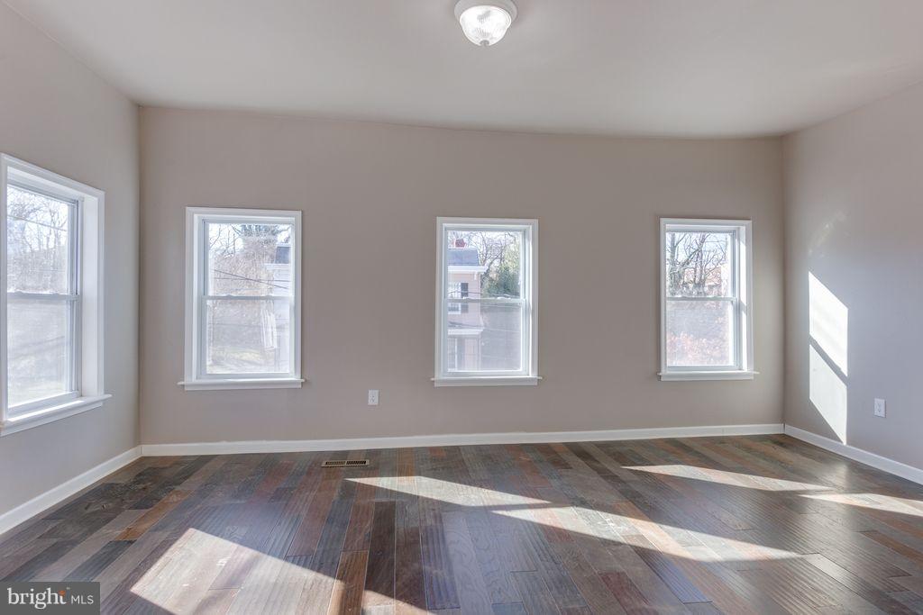 1398 Morris Road Southeast Washington, DC 20020 - Photo 7 of 14 Interior (General)