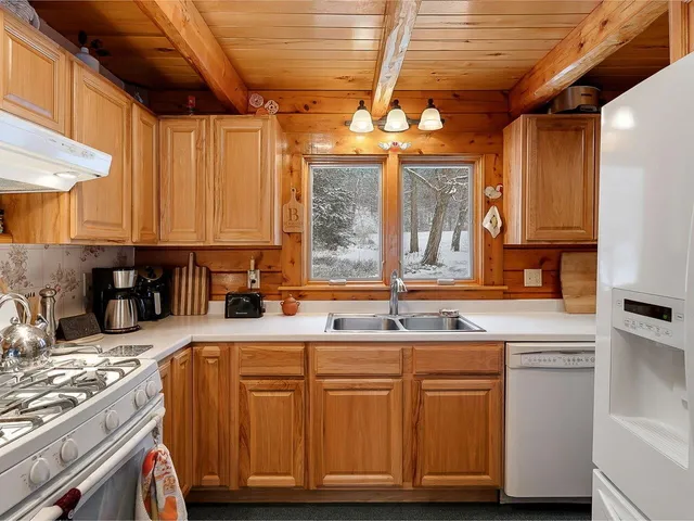 $549,000 | 657 Maple Street, Waltham, VT 05491