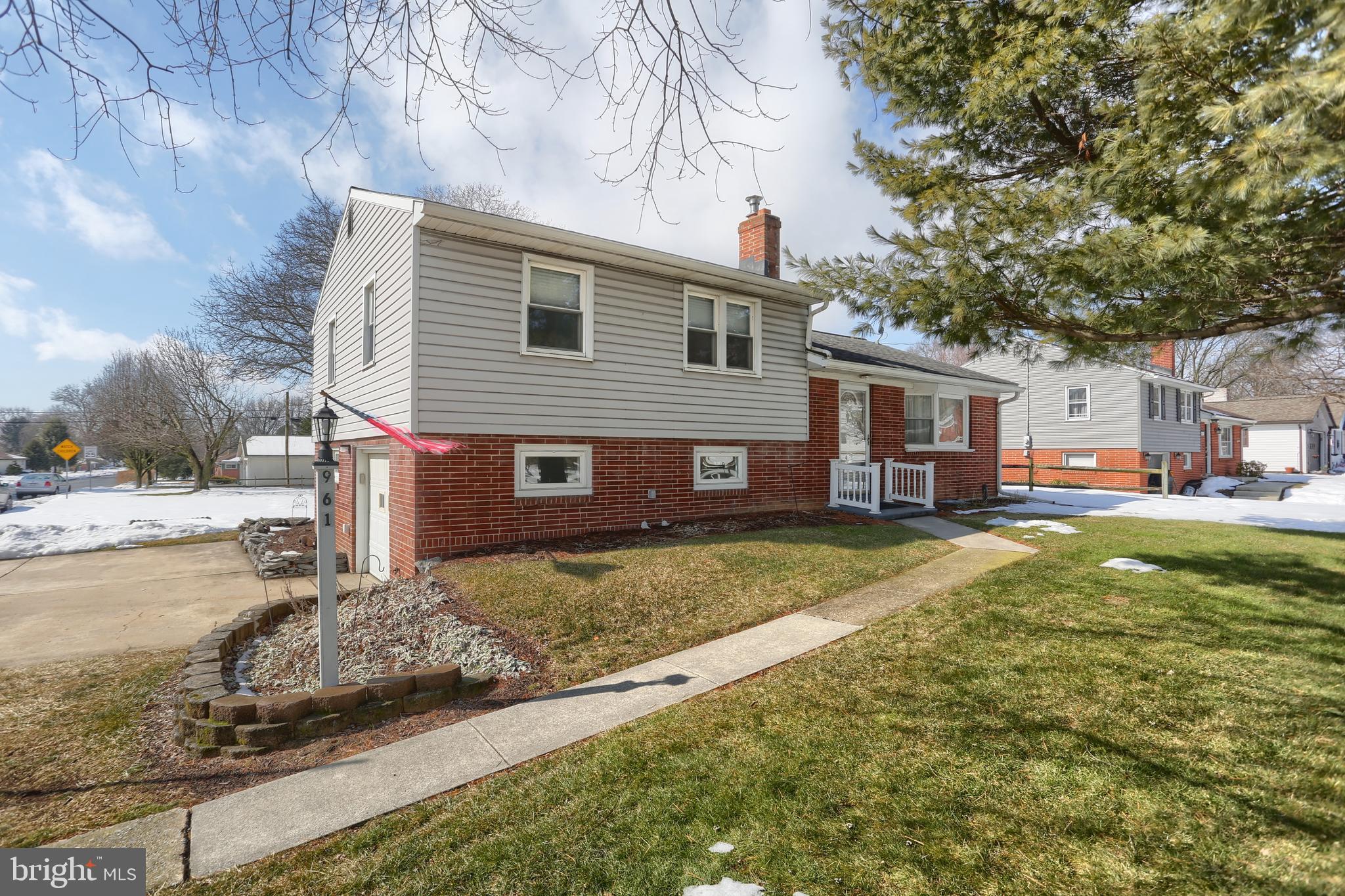961 South Forge Road Palmyra, PA 17078 - Photo 2 of 41 Gallery Image 2