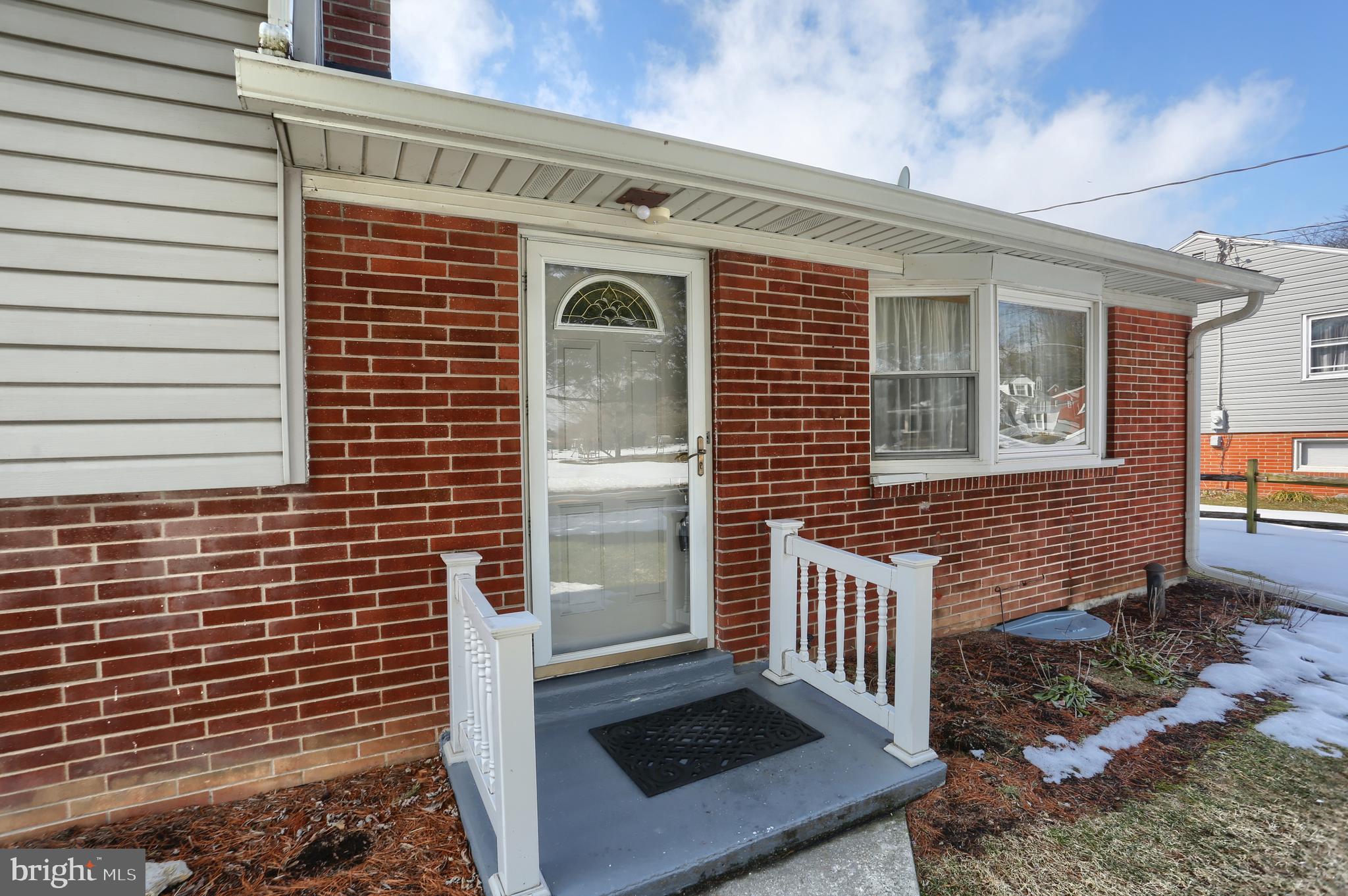961 South Forge Road Palmyra, PA 17078 - Photo 3 of 41 Gallery Image 3