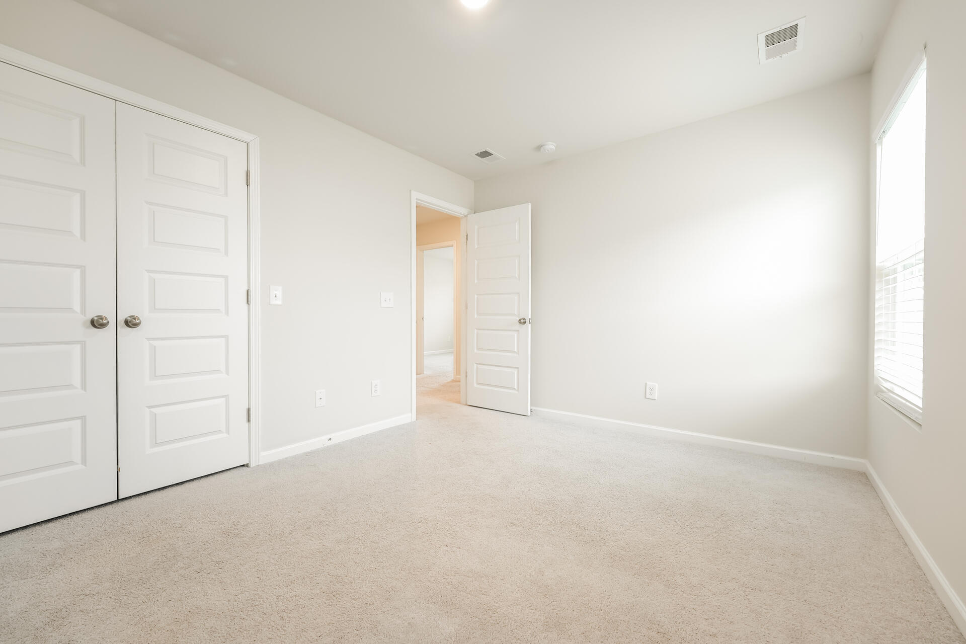 299 Firewheel Court Summerville, SC 29486 - Photo 10 of 20