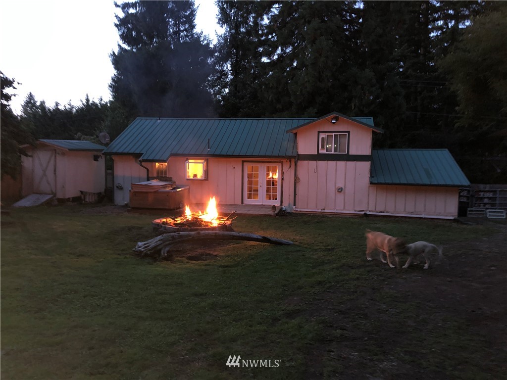 17533 Southeast Covington Sawyer Road Kent, WA 98042 - Photo 24 of 25 Gallery Image 24