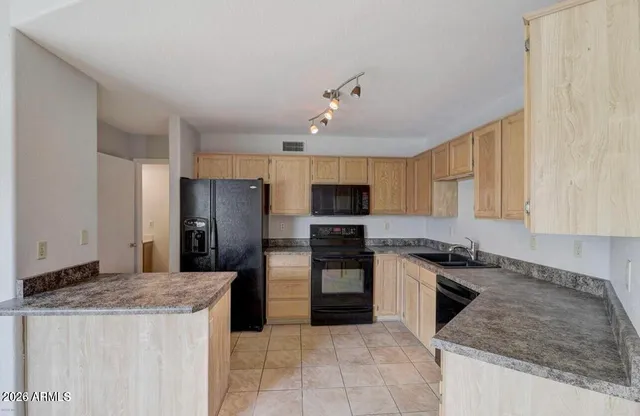 $2,200 | 8834 West Michelle Drive, Peoria, AZ 85382
