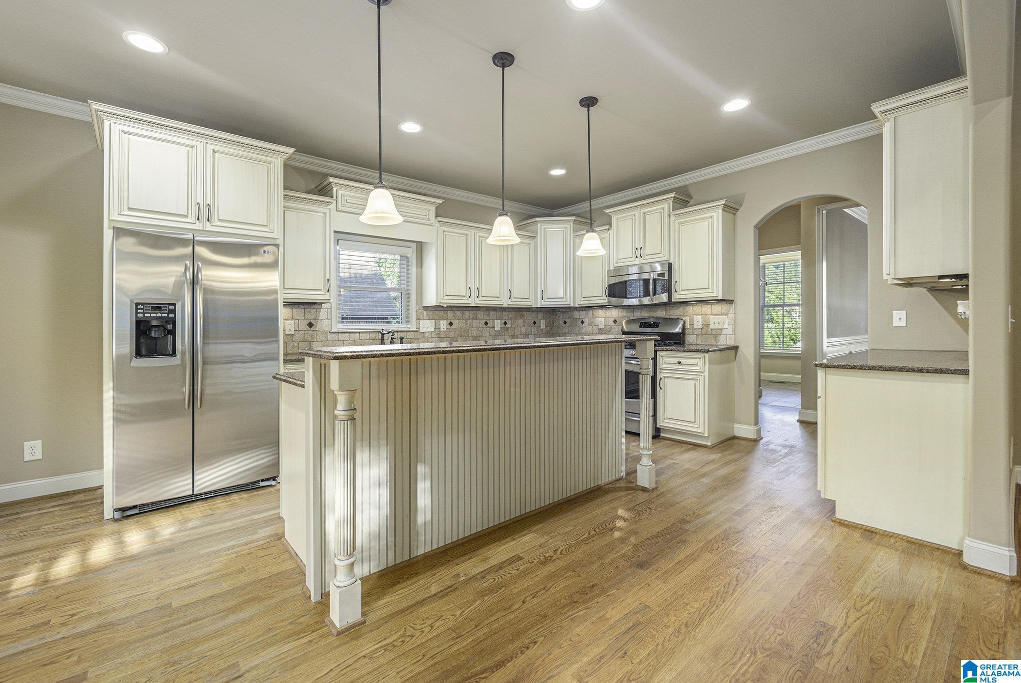 209 Stoneykirk Way Pelham, AL 35124 - Photo 4 of 55