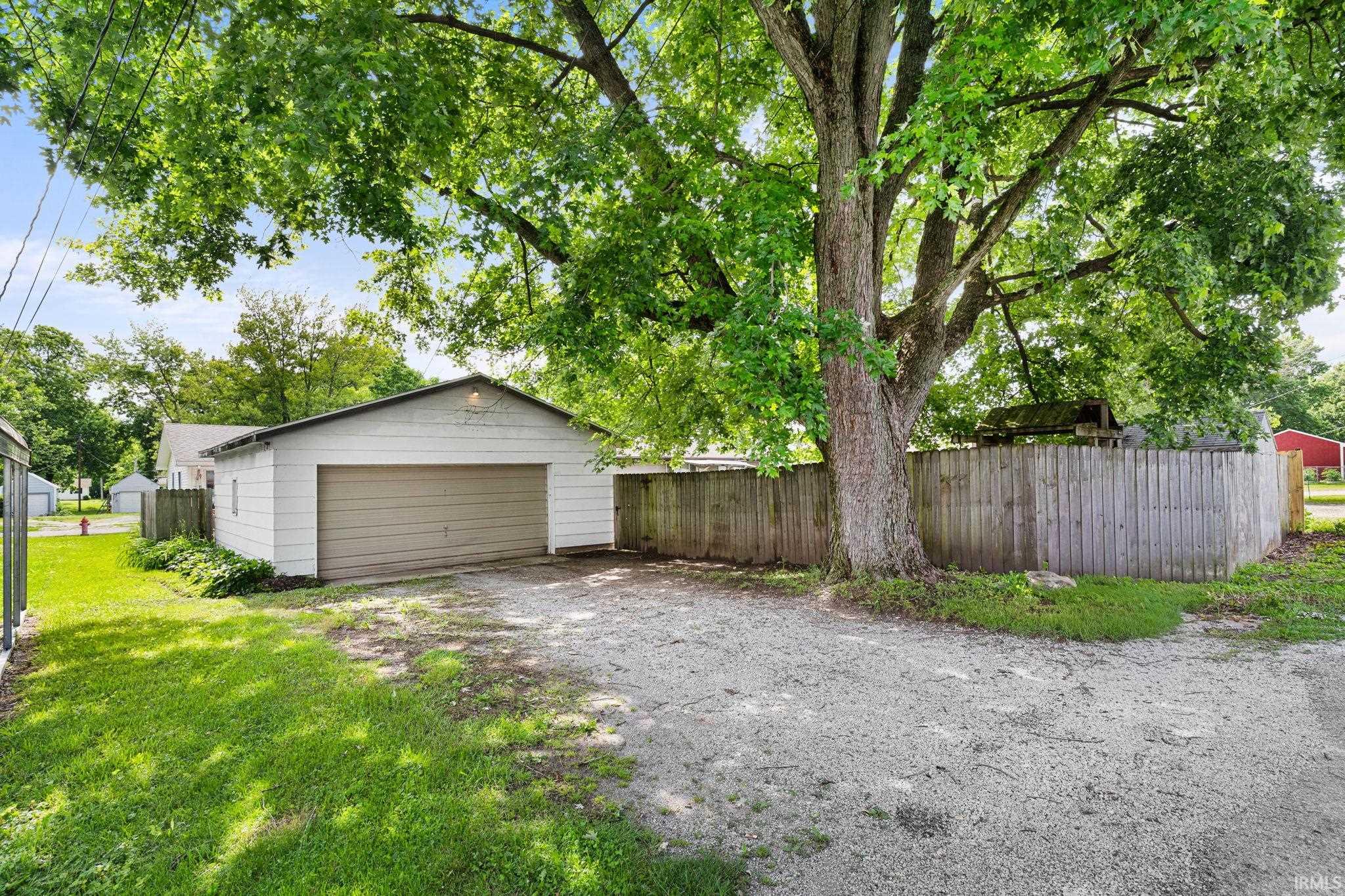 718 Maple Street Monticello, IN 47960 - Photo 22 of 36