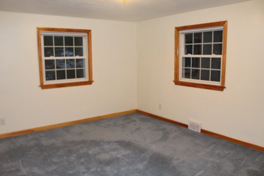 95 Oriole Road Stoughton, MA 02072 - Photo 15 of 42 Gallery Image 15
