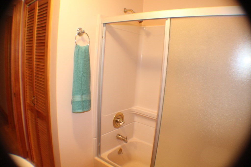 95 Oriole Road Stoughton, MA 02072 - Photo 18 of 42 Gallery Image 18