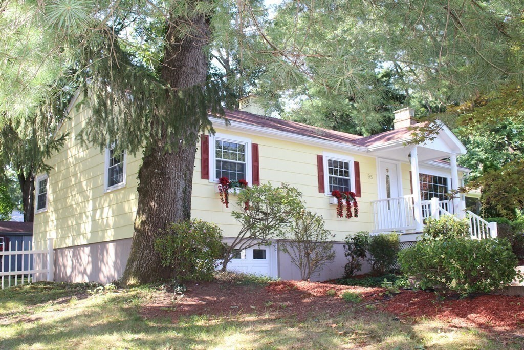 95 Oriole Road Stoughton, MA 02072 - Photo 41 of 42 Gallery Image 41