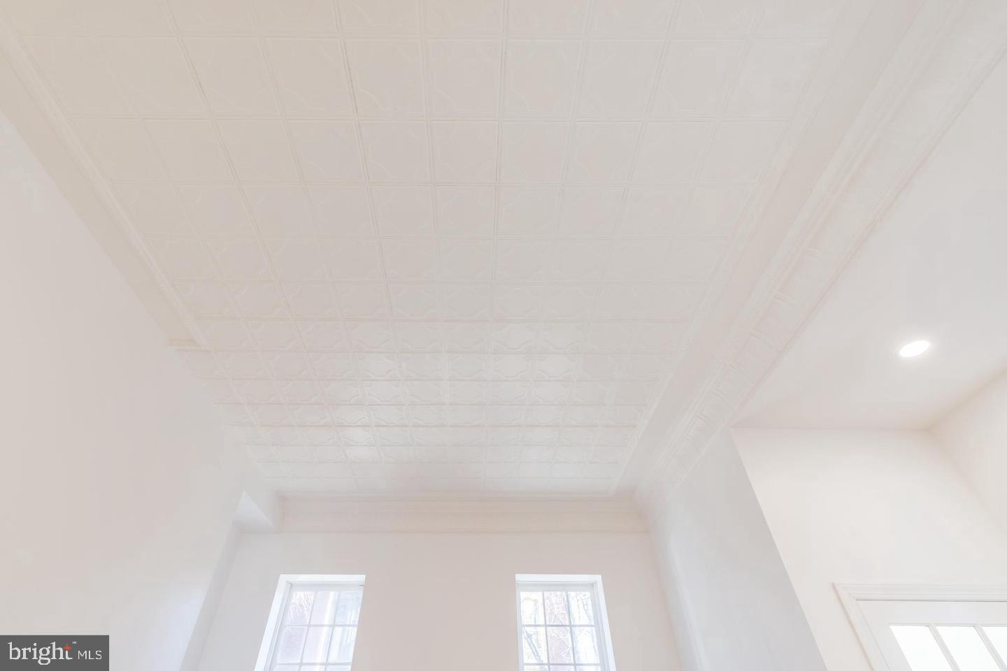 422 South 15th Street, Unit 1 Philadelphia, PA 19146 - Photo 6 of 19 a close up of a white marble wall
