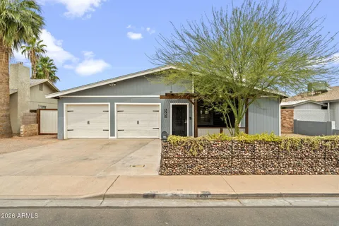 $449,000 | 560 West Emerald Avenue, Mesa, AZ 85210