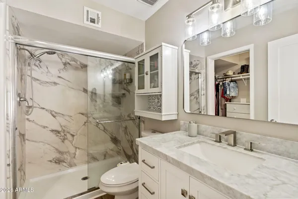 $449,000 | 560 West Emerald Avenue, Mesa, AZ 85210