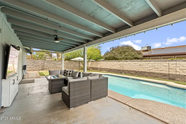 $449,000 | 560 West Emerald Avenue, Mesa, AZ 85210