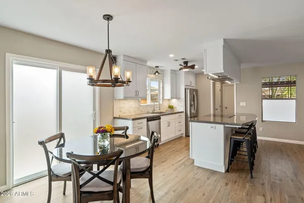 $449,000 | 560 West Emerald Avenue, Mesa, AZ 85210