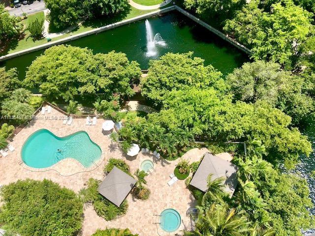 1000 Quayside Terrace, Unit 1009 Miami, FL 33138 - Photo 28 of 50 an aerial view of a garden