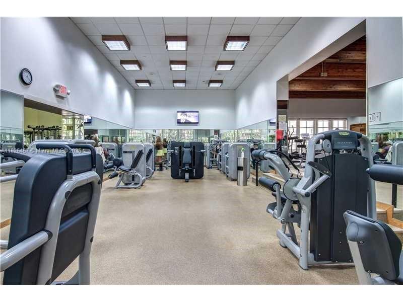 1000 Quayside Terrace, Unit 1009 Miami, FL 33138 - Photo 35 of 50