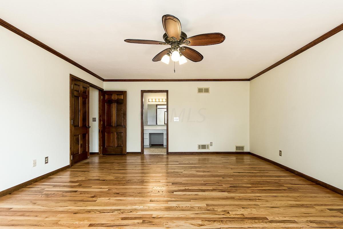 1331 Windham Road Upper Arlington, OH 43220 - Photo 14 of 44