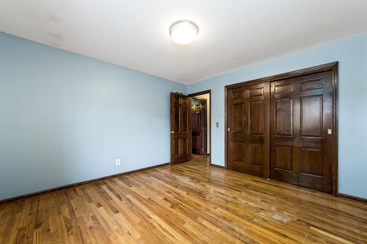 1331 Windham Road Upper Arlington, OH 43220 - Photo 23 of 44