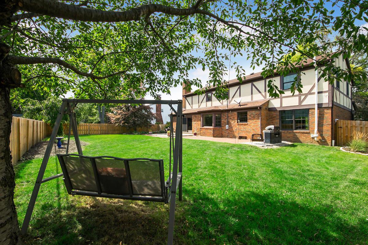 1331 Windham Road Upper Arlington, OH 43220 - Photo 38 of 44