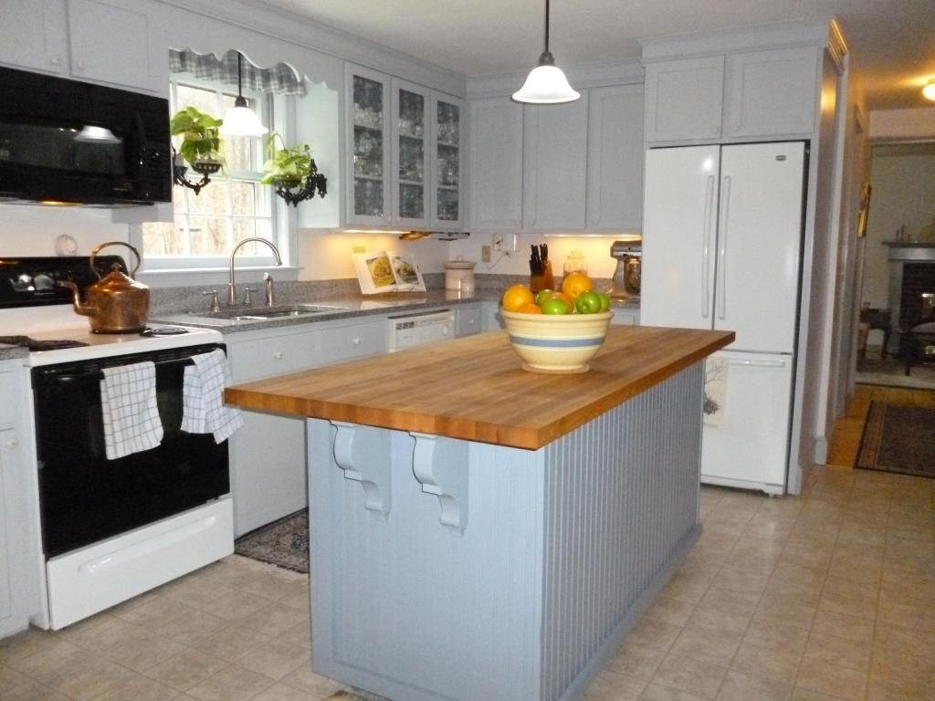763 Beach Pond Road Wolfeboro, NH 03894 - Photo 6 of 28