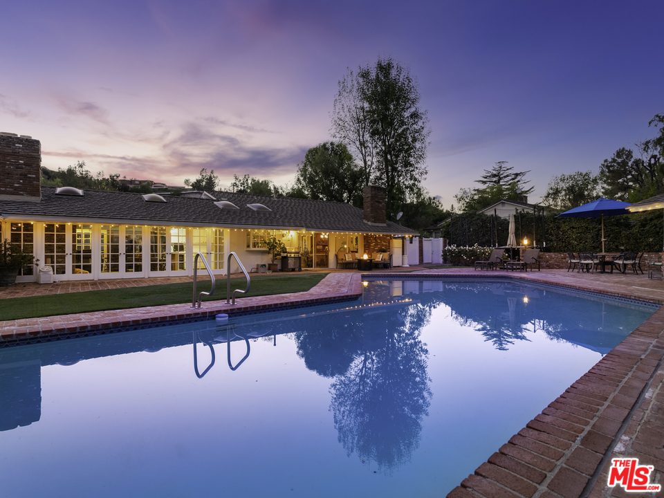24307 Long Valley Road Hidden Hills, CA 91302 - Photo 3 of 36 Gallery Image 3